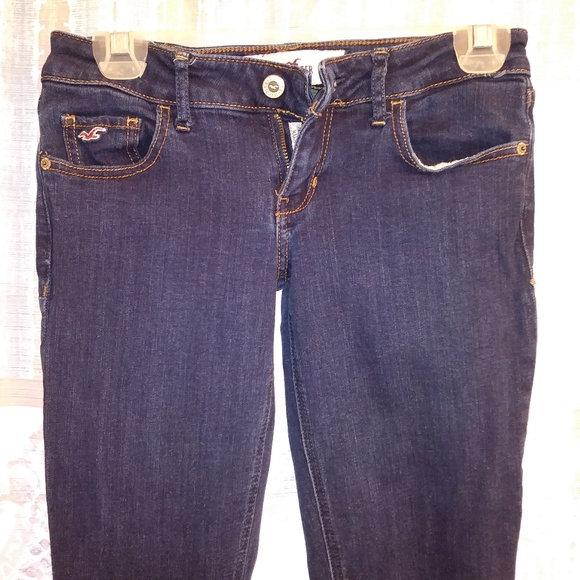 Hollister Super Skinny jeans - Picture 2 of 8